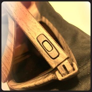 Oakley Holbrook in PRISTINE condition/unique color